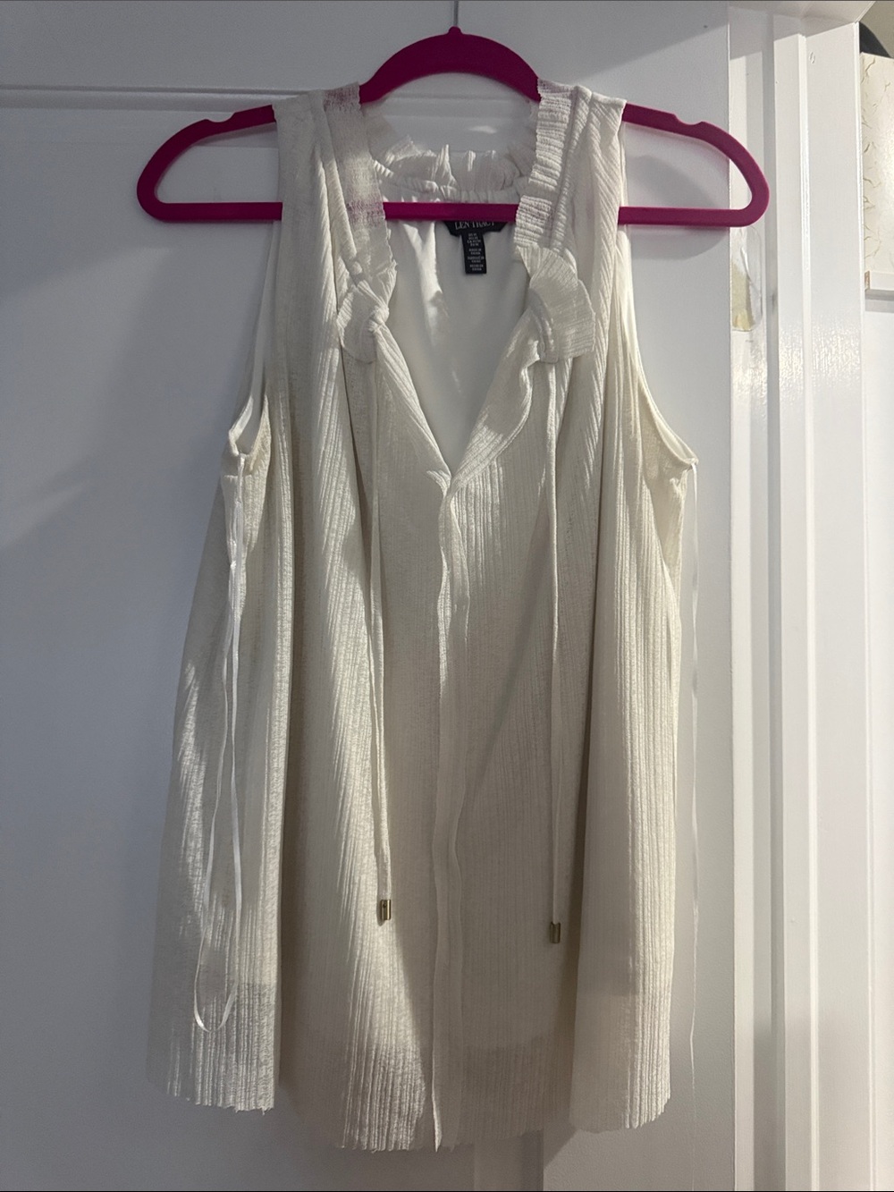 Ivory Ruffled V-Neck Sleeveless Camisole